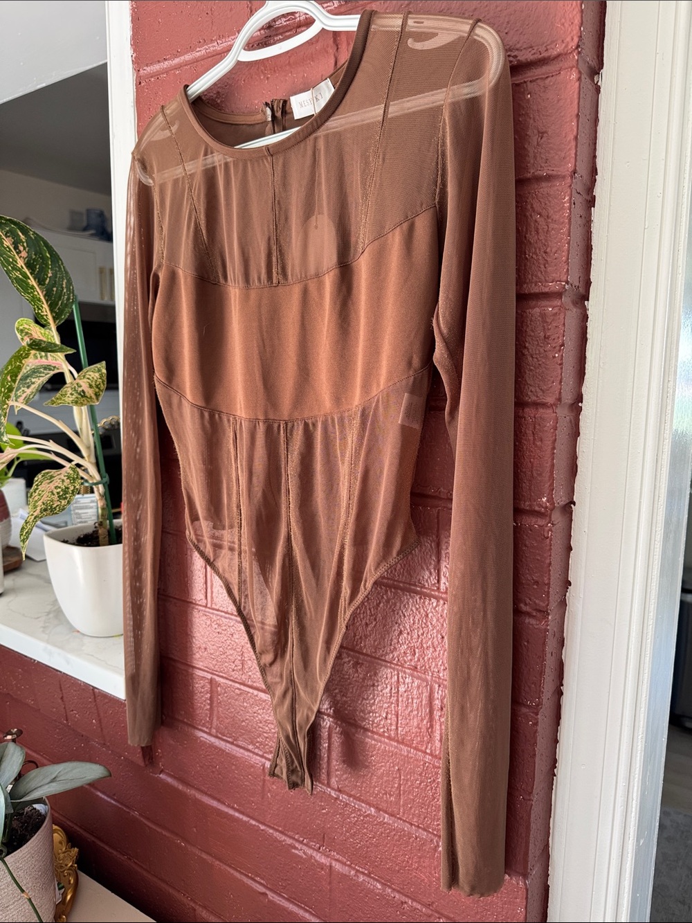 Meshki NWT Chocolate Tarna Long Sleeve Mesh Bodysuit L - Picture 5 of 9